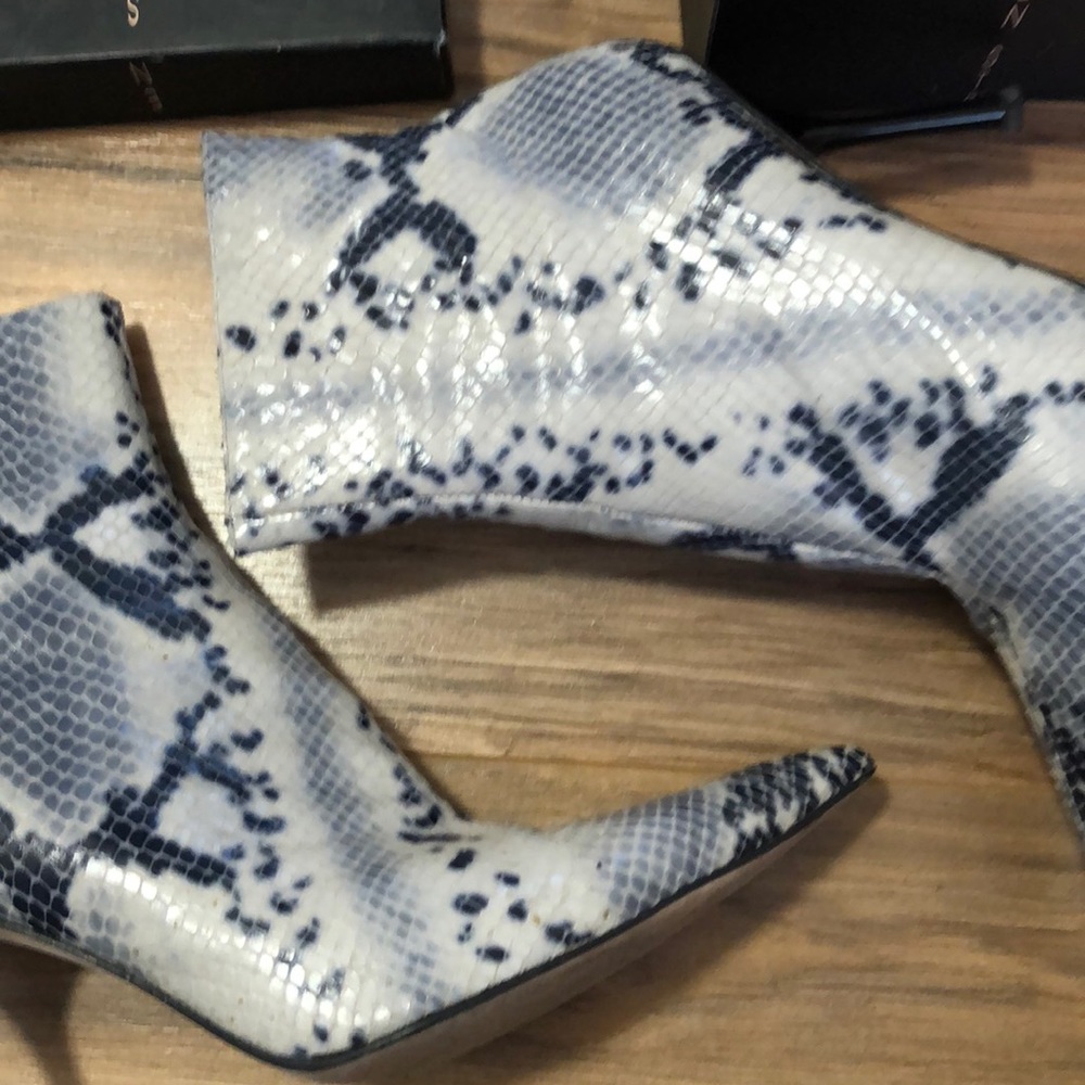 Heeled python boots - Picture 4 of 6